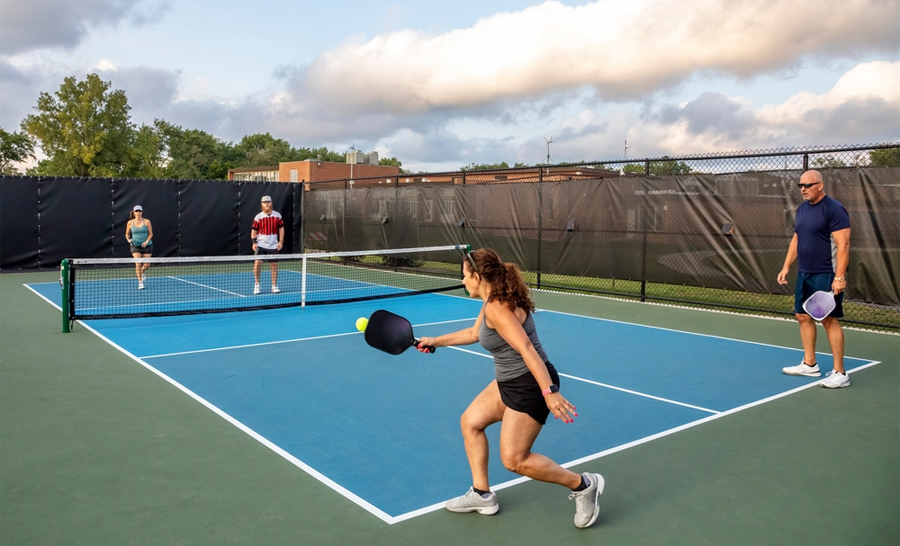 Stacking trong pickleball là gì? Tìm hiểu về lối đánh stacking